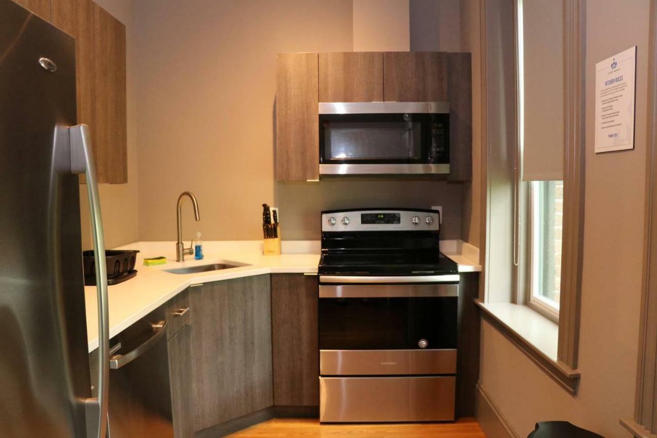 Stylish Studio In Brookline-5Min Train To Boston.. #2 Zewnętrze zdjęcie